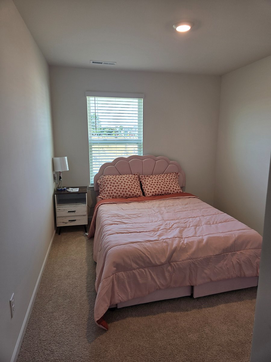 Furnished Finder property 880691_1 photo 8