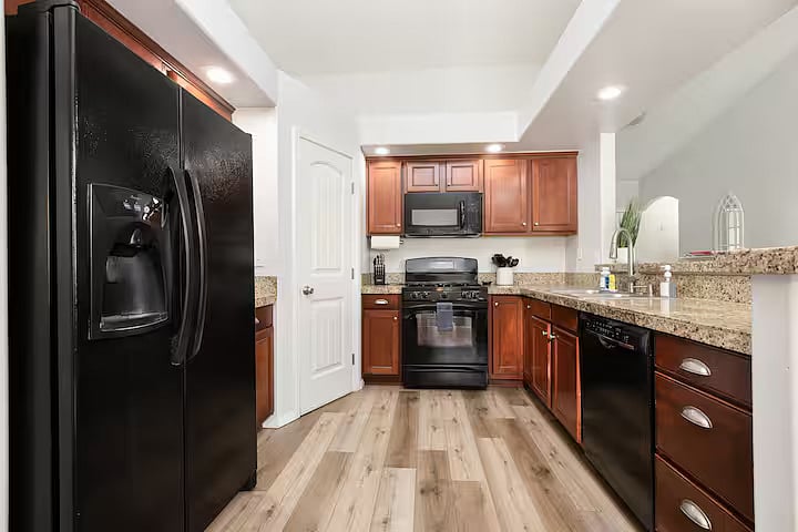 Furnished Finder property 880699_1 photo 7