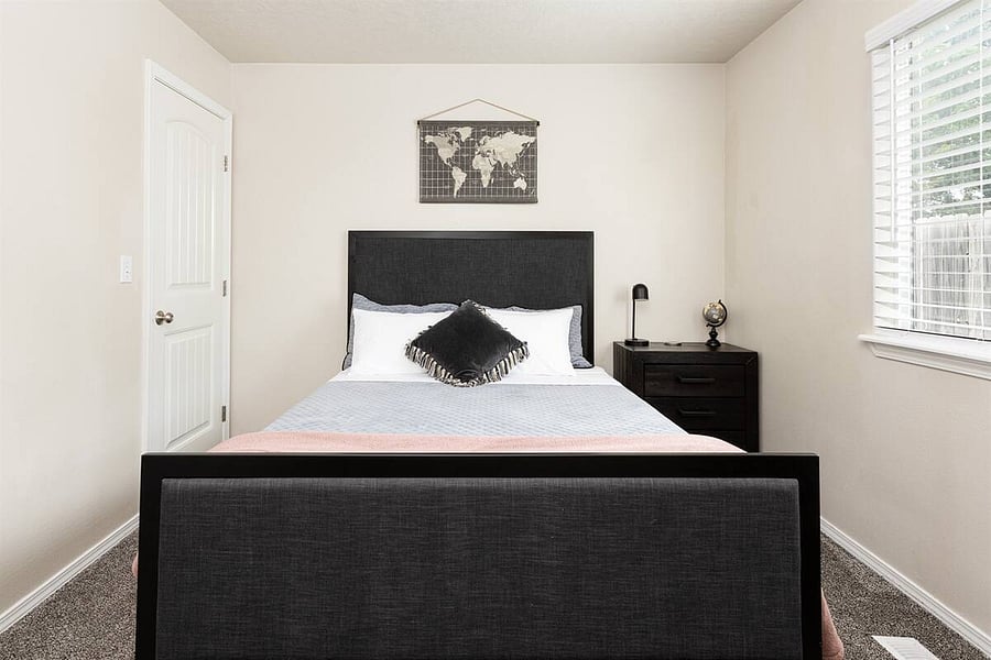 Furnished Finder property 880699_1 photo 13