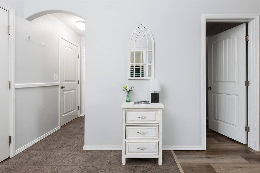 Furnished Finder property 880699_1 photo 16