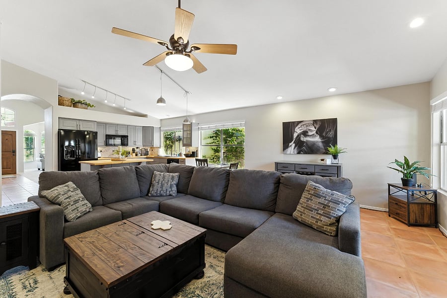 Furnished Finder property 880706_1 photo 11