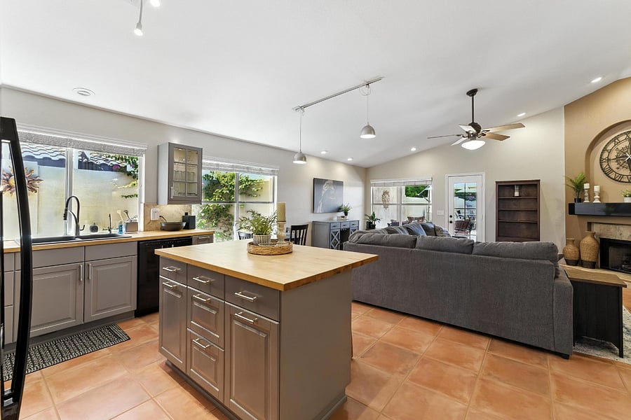 Furnished Finder property 880706_1 photo 7