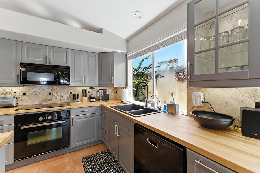 Furnished Finder property 880706_1 photo 9