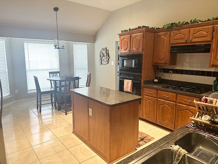 Furnished Finder property 880710_1 photo 5