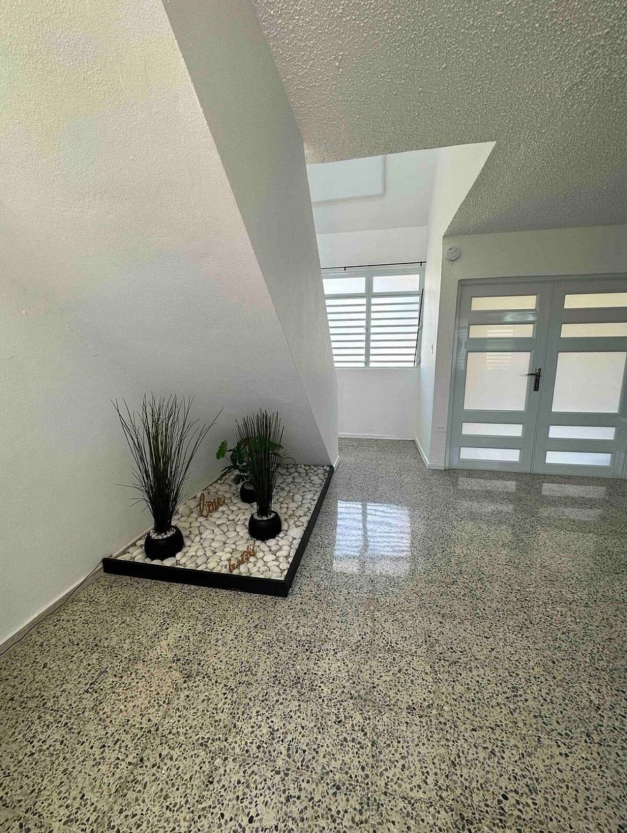 Furnished Finder property 880714_1 photo 3