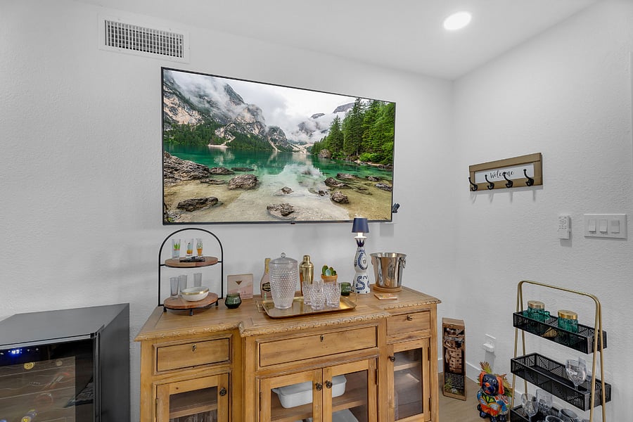 Furnished Finder property 880731_1 photo 7