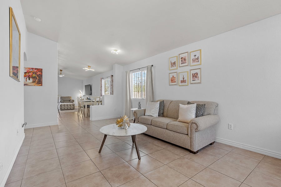 Furnished Finder property 880744_1 photo 3