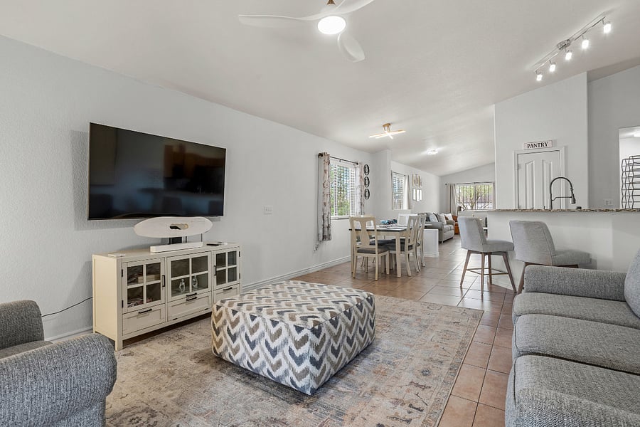 Furnished Finder property 880744_1 photo 7