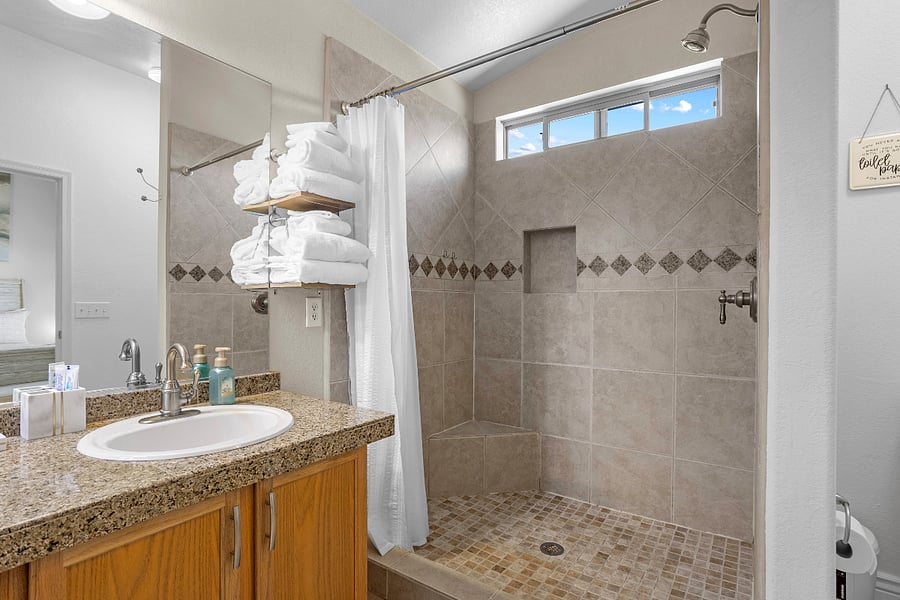 Furnished Finder property 880744_1 photo 16