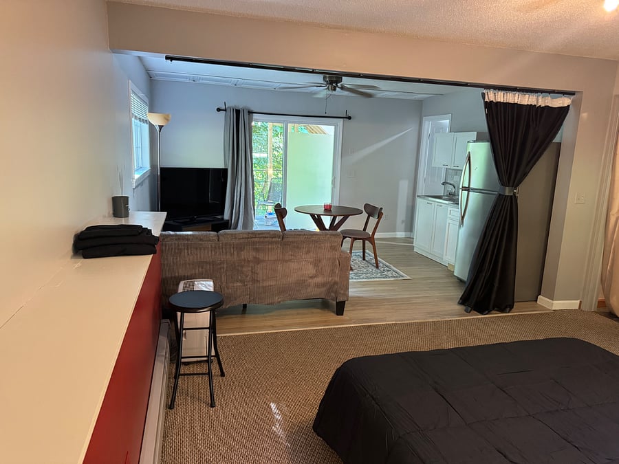 Furnished Finder property 880747_1 photo 3