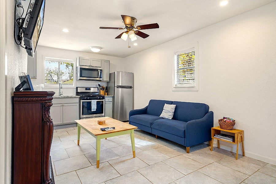 Furnished Finder property 880748_2 photo 4