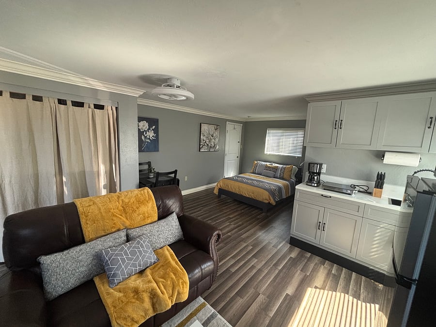 Furnished Finder property 880772_1 photo 8
