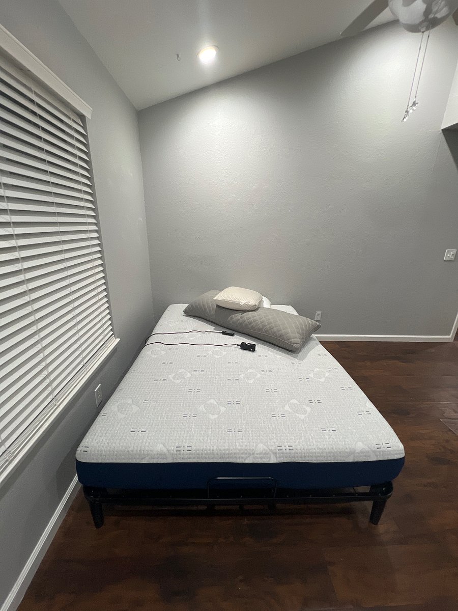 Furnished Finder property 880776_1 photo 13