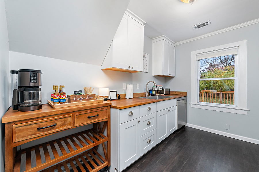 Furnished Finder property 880777_1 photo 7