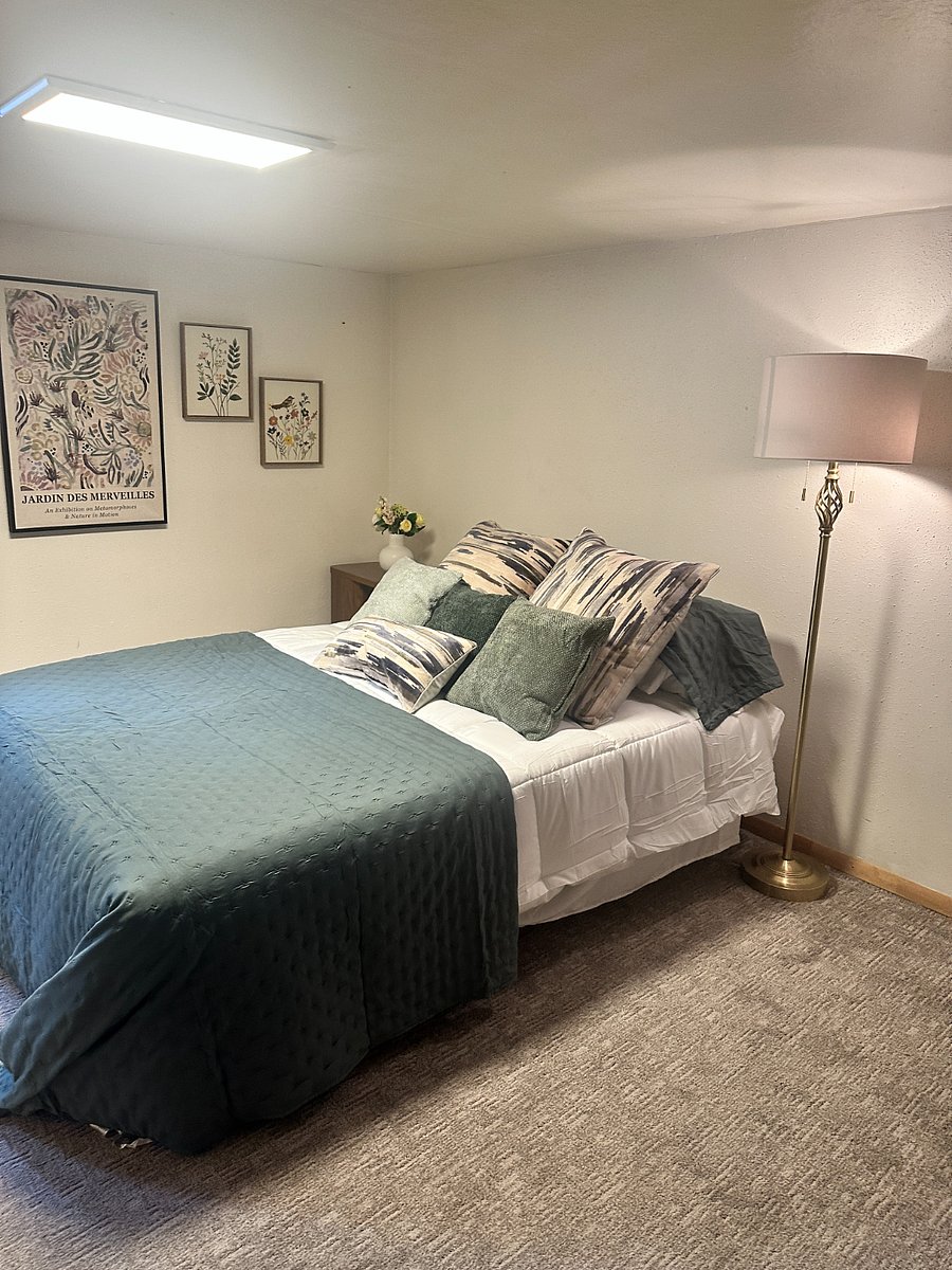 Furnished Finder property 880786_1 photo 10