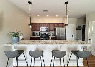 Furnished Finder property 880834_1 photo 3