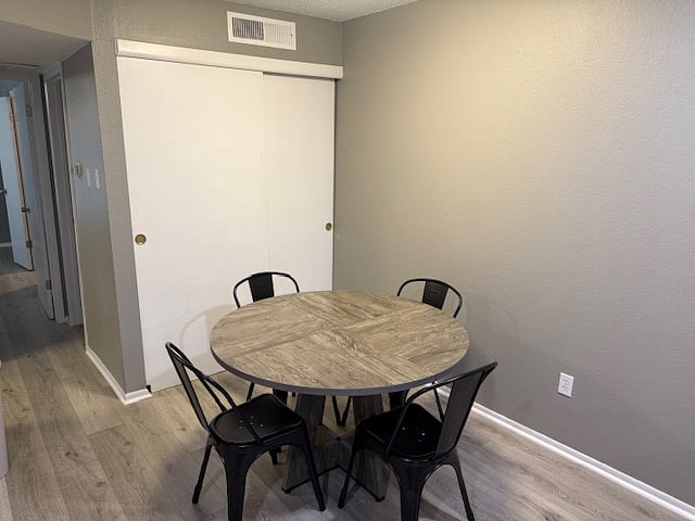 Furnished Finder property 880837_1 photo 5