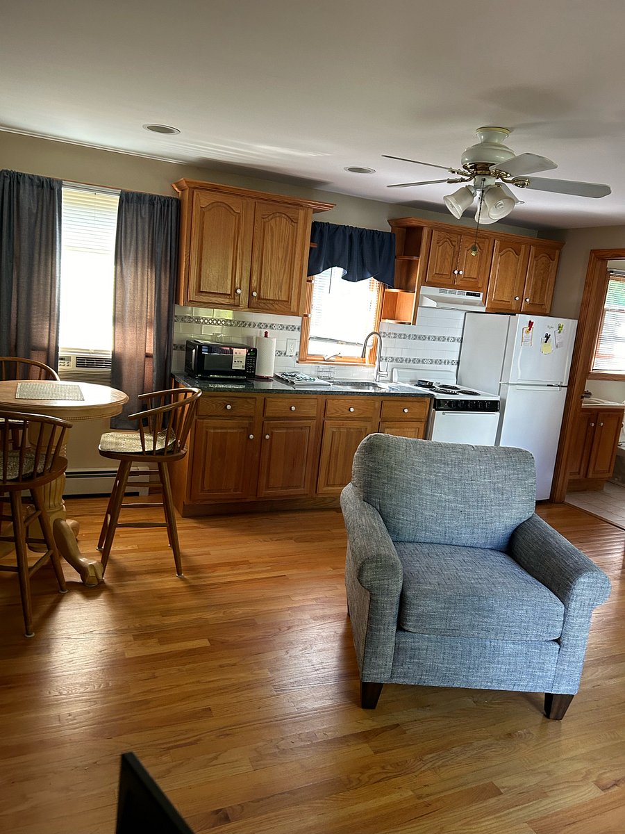 Furnished Finder property 880842_1 photo 4