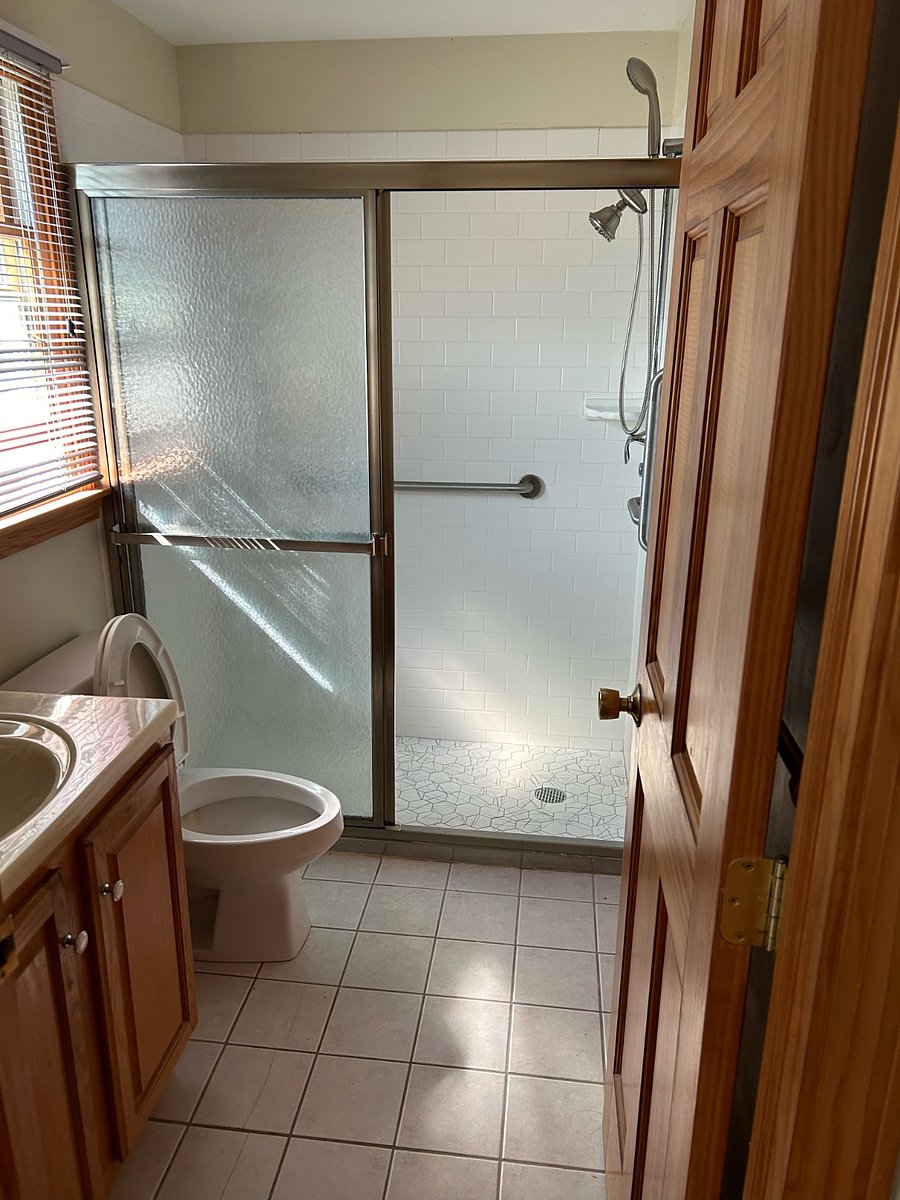 Furnished Finder property 880842_1 photo 12