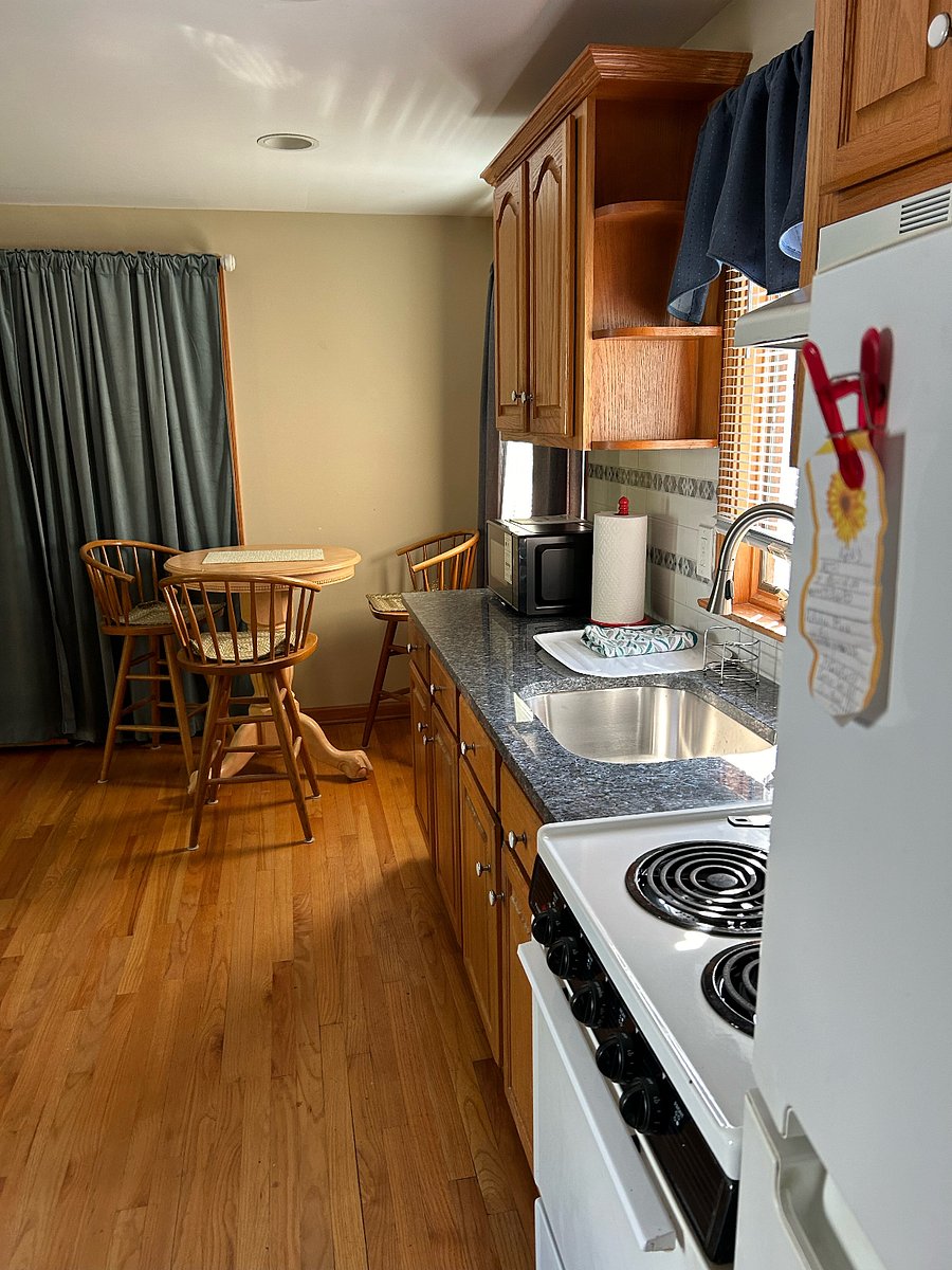 Furnished Finder property 880842_1 photo 6