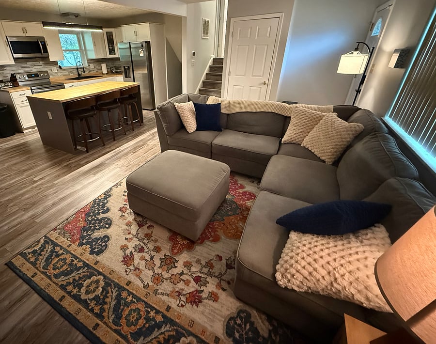 Furnished Finder property 880846_1 photo 3