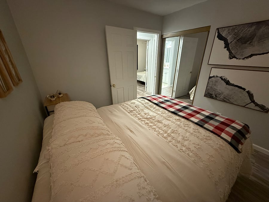 Furnished Finder property 880846_1 photo 16