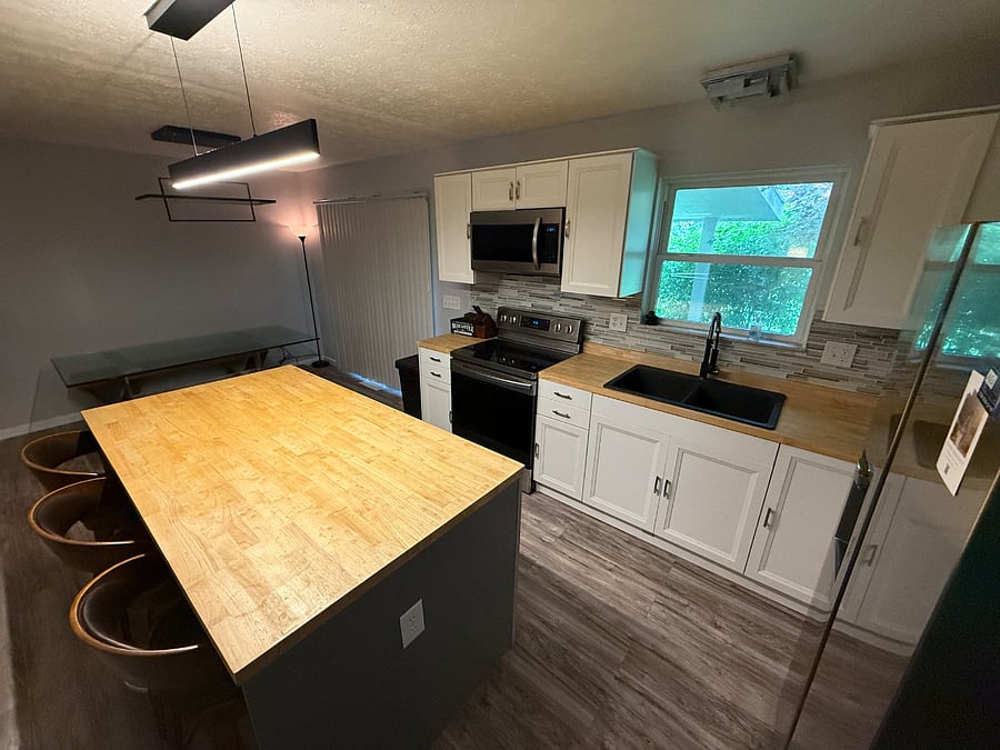 Furnished Finder property 880846_1 photo 8