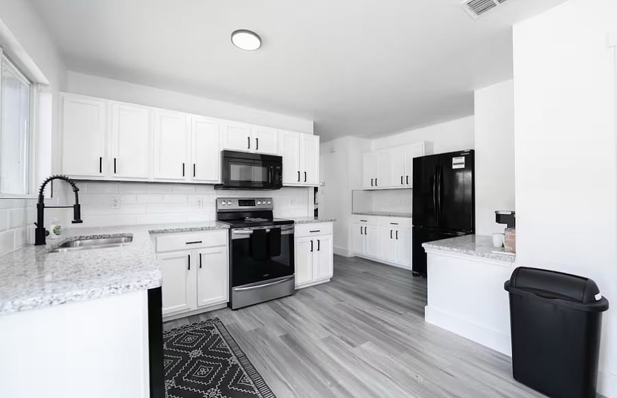 Furnished Finder property 880848_1 photo 3