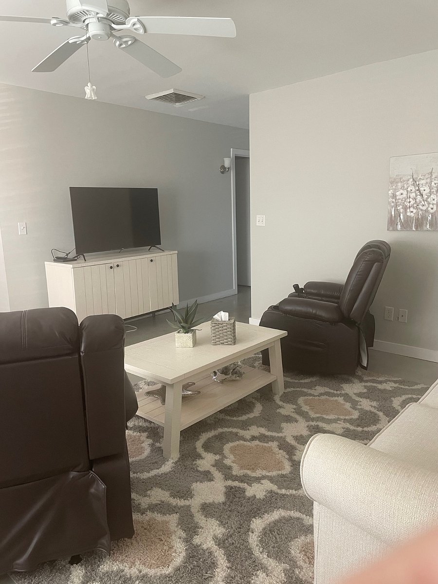 Furnished Finder property 880849_1 photo 9
