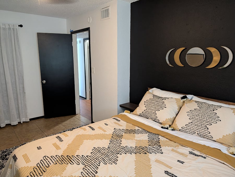 Furnished Finder property 880850_1 photo 15