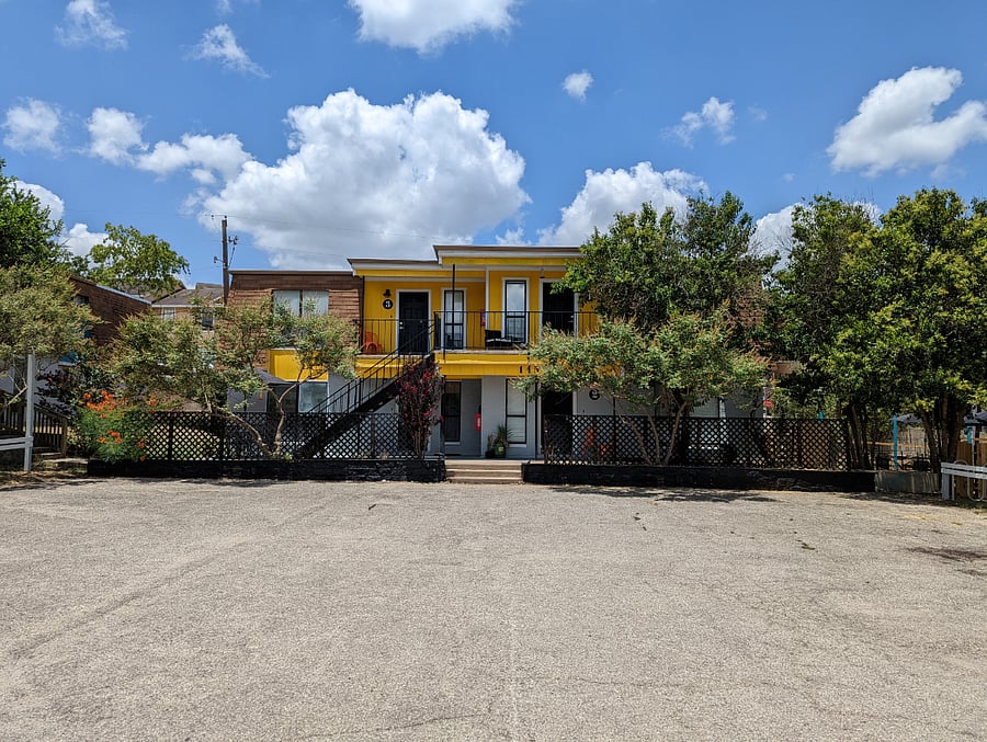 Furnished Finder property 880850_1 photo 17