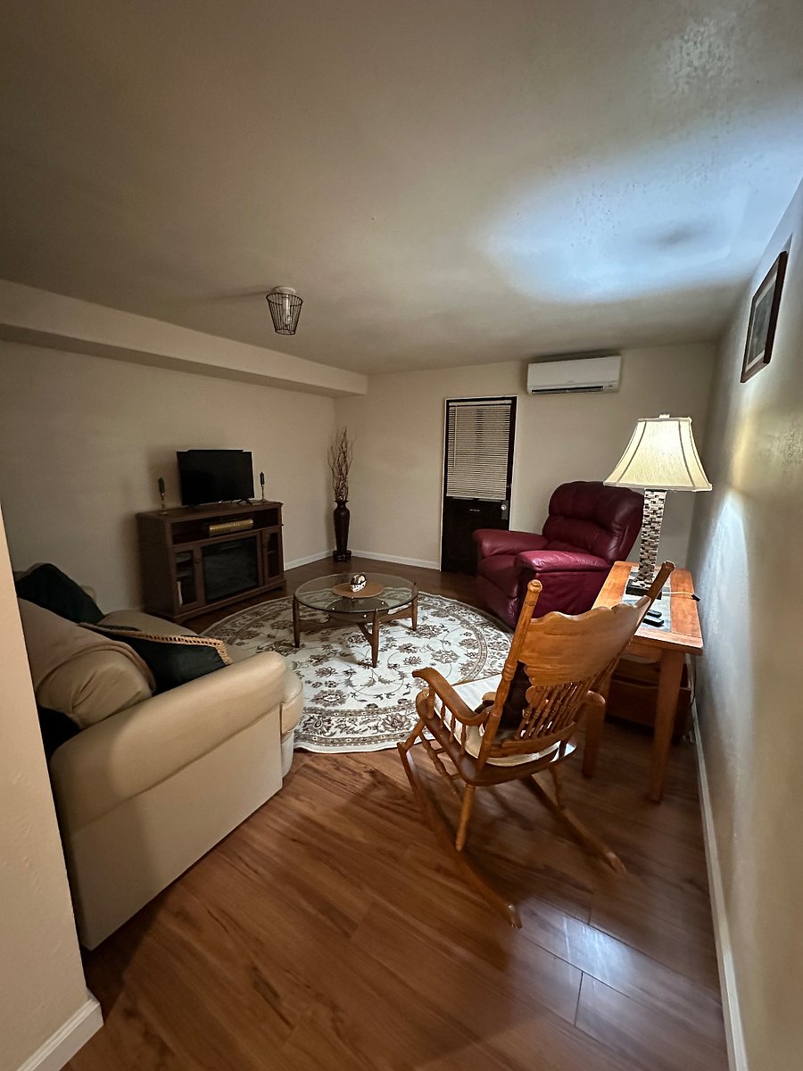 Furnished Finder property 880854_1 photo 11
