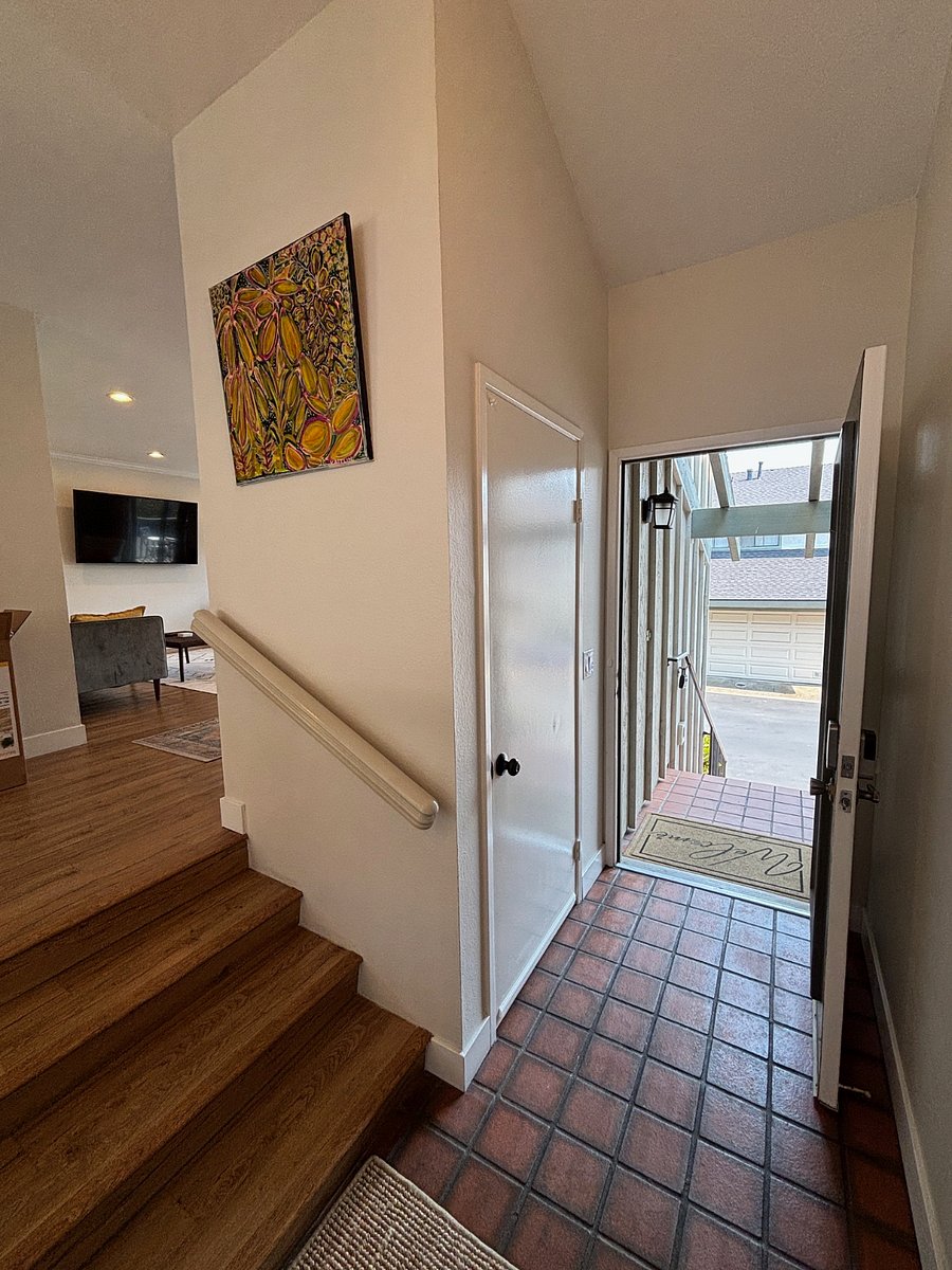 Entry way