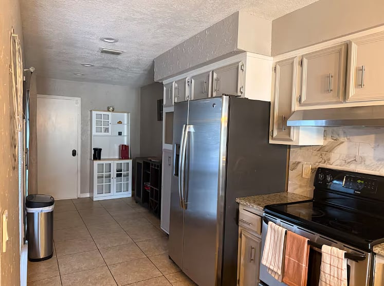 Furnished Finder property 880909_1 photo 13