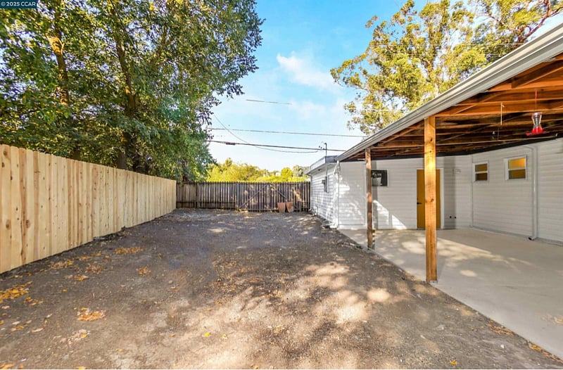 Furnished Finder property 880931_1 photo 13