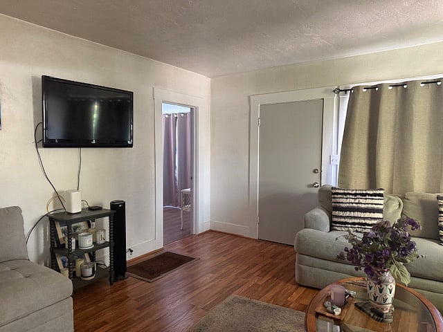 Furnished Finder property 880937_1 photo 4