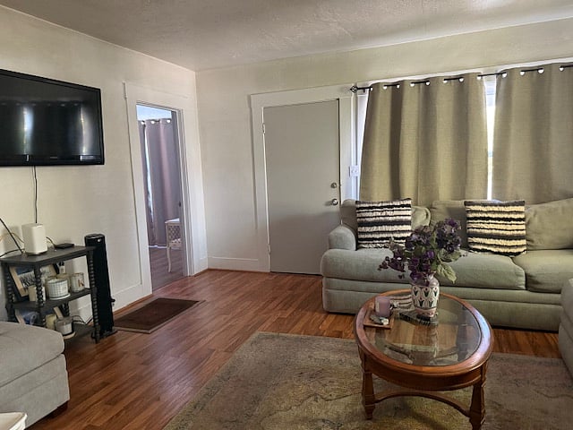 Furnished Finder property 880937_2 photo 3