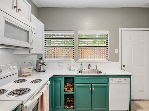 Furnished Finder property 880941_1 photo 8