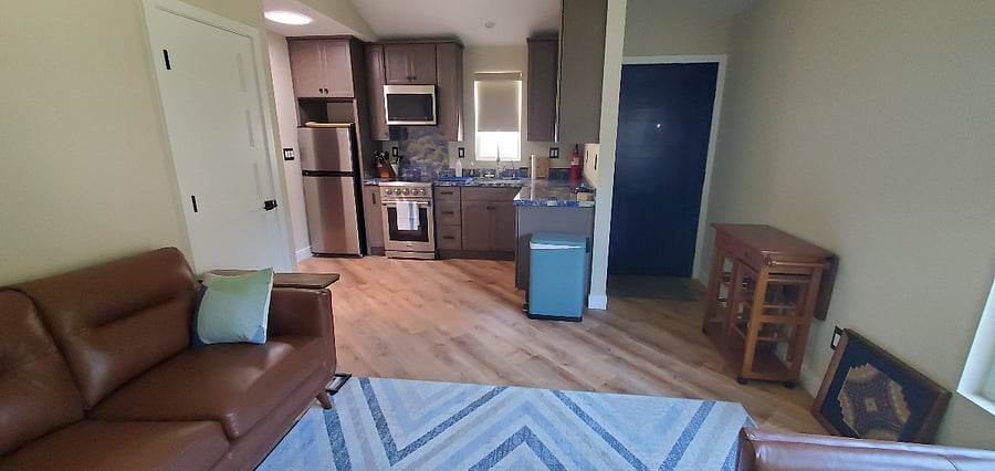 Furnished Finder property 880953_1 photo 4