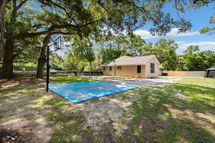 Furnished Finder property 880955_1 photo 29