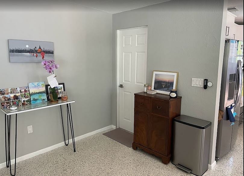 Furnished Finder property 880969_1 photo 13