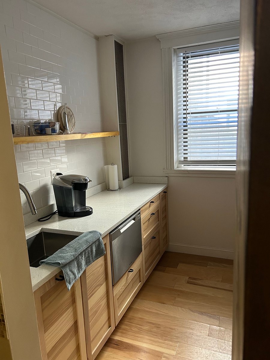 Furnished Finder property 880977_1 photo 3