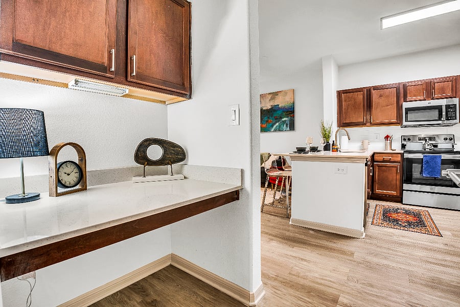 Furnished Finder property 880979_1 photo 13