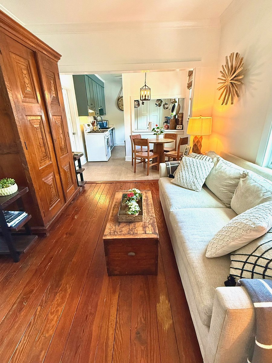 Furnished Finder property 881000_1 photo 7