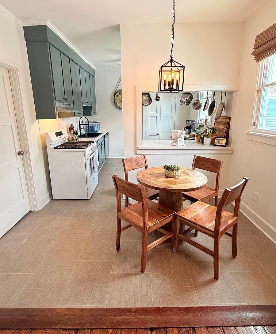 Furnished Finder property 881000_1 photo 16