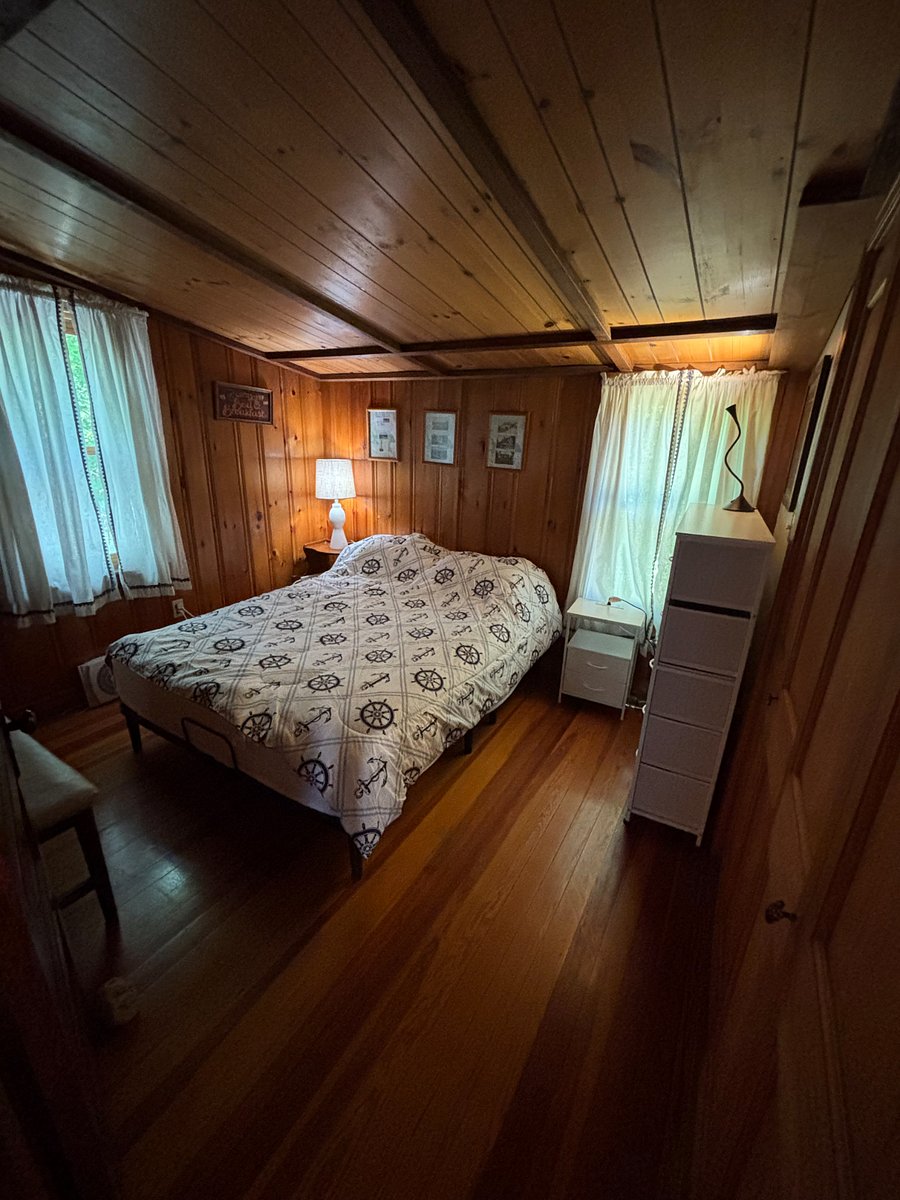 Queen Adjustable Bed