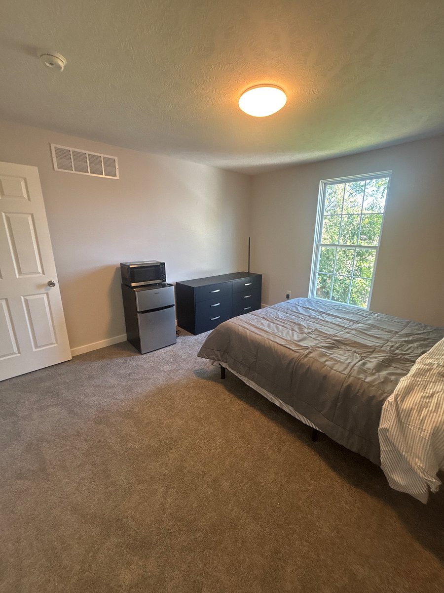 Furnished Finder property 881004_2 photo 10