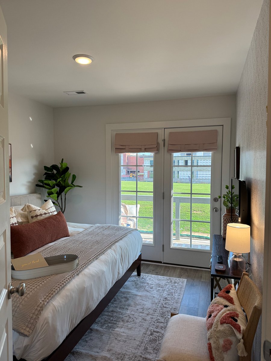 Furnished Finder property 881008_1 photo 6