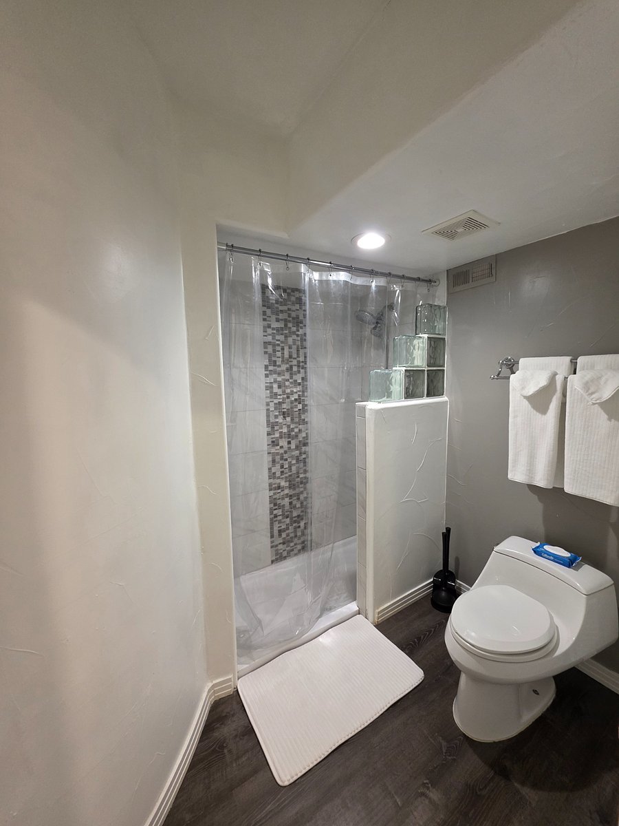 Furnished Finder property 881020_1 photo 14