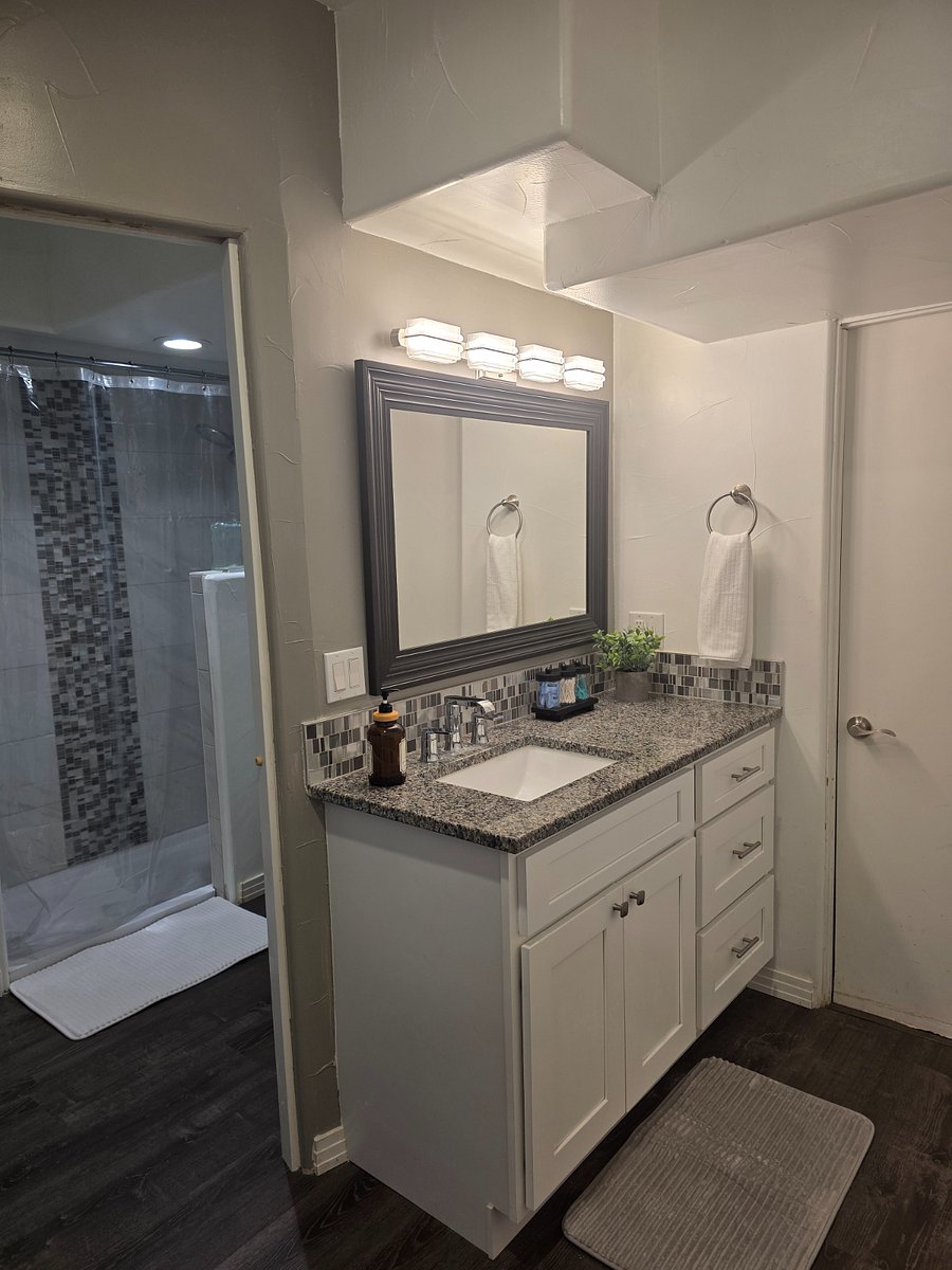 Furnished Finder property 881020_1 photo 13